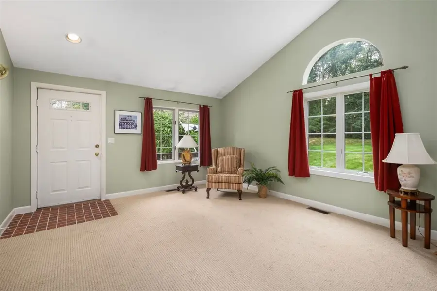 24 White Birch Court, North Kingstown, RI 02852 - #3