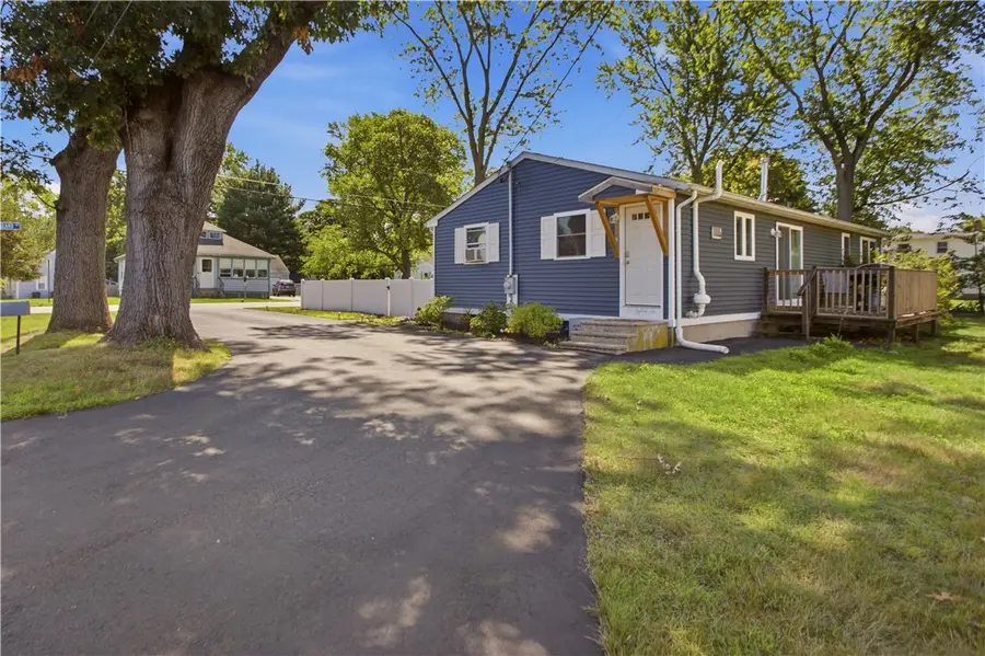 127 Highland Avenue, Cumberland, RI 02864 - #2