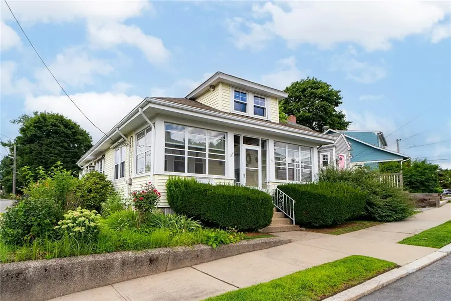 95 Basswood Avenue, Providence, RI 02908 - #2