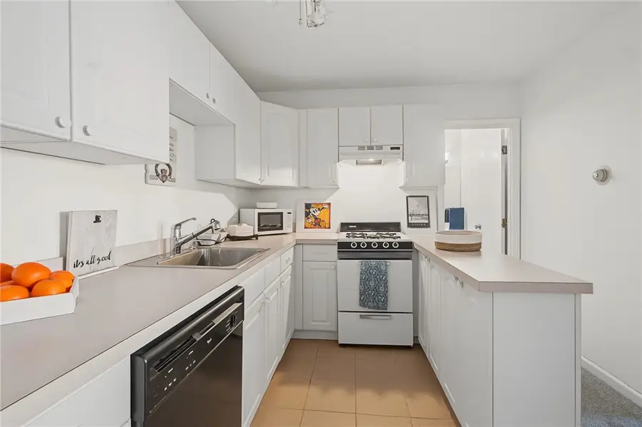 132 Hoffman Avenue #207, Cranston, RI 02920 - #2