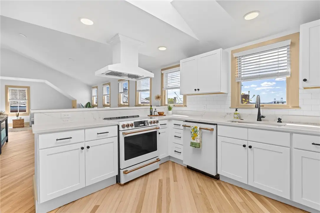 18 Barney Street #3, Newport, RI 02840 - #1