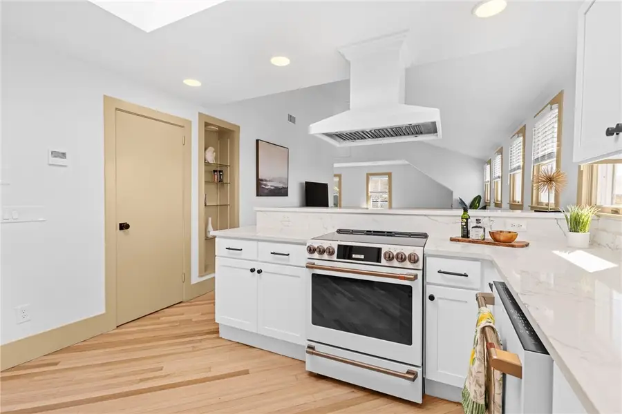 18 Barney Street #3, Newport, RI 02840 - #3