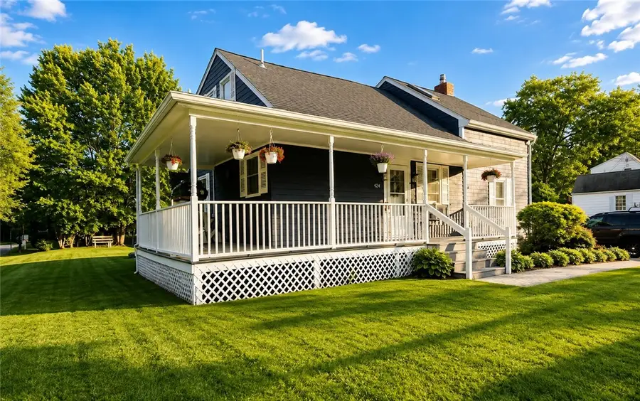 424 Buxton Street, North Smithfield, RI 02896 - #3