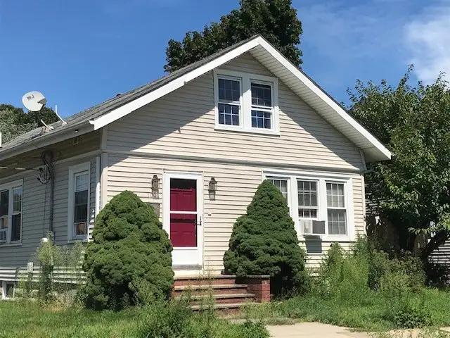 100 Centre Street, Rumford, RI 02916 - #1