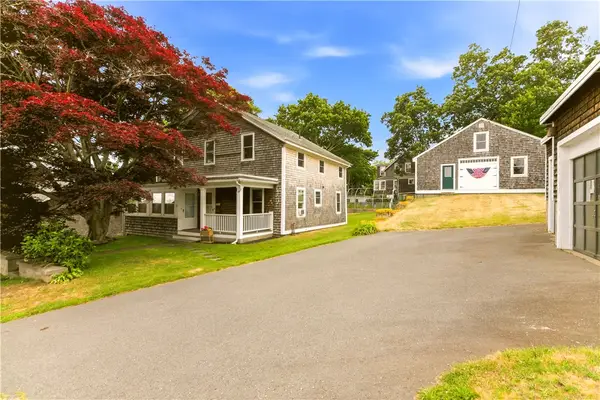 22 South Avenue, Tiverton, RI 02878