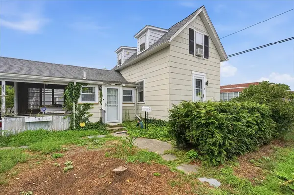96 Silver Spring Avenue, East Providence, RI 02915