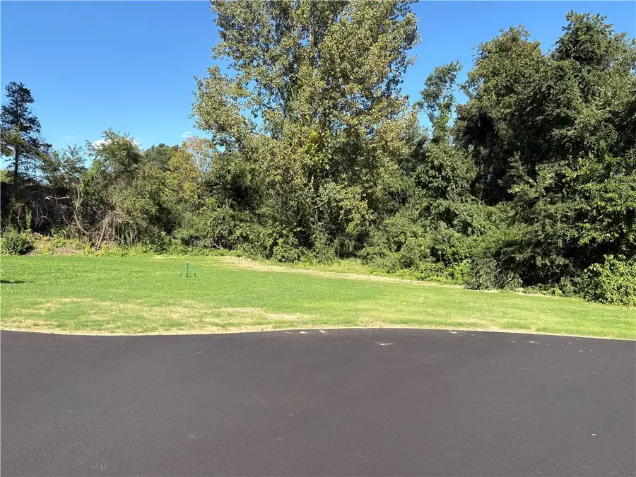 20 Eva Lane, Cranston, RI 02921 - #2