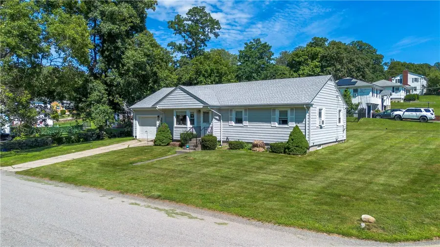 40 Church Street, Tiverton, RI 02878 - #3