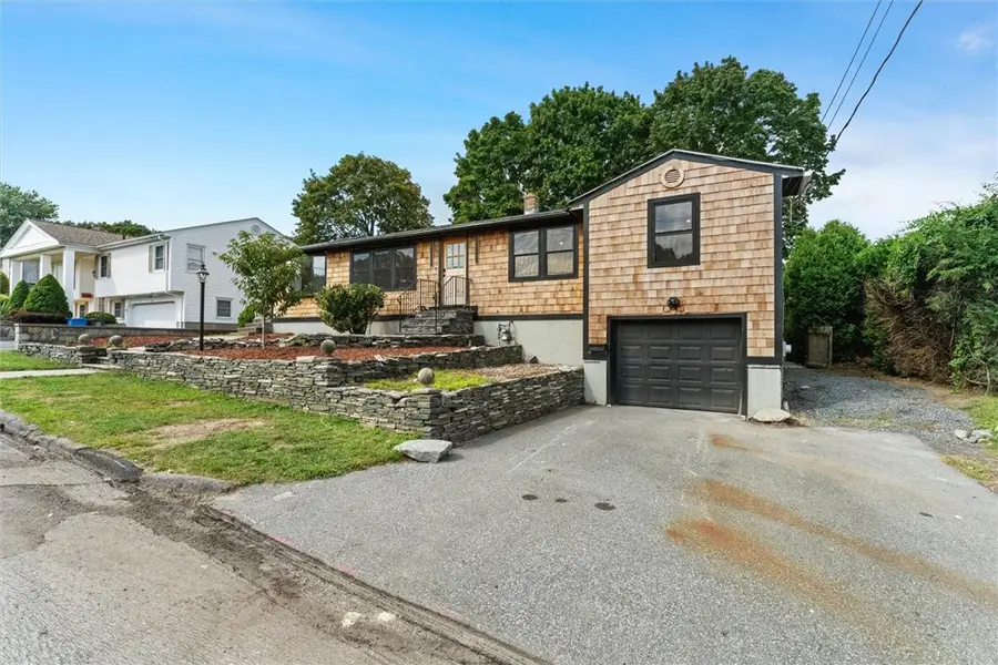 95 Hyde Street, Cranston, RI 02920 - #3
