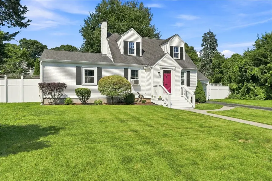 17 Ledge Road, East Greenwich, RI 02818 - #2