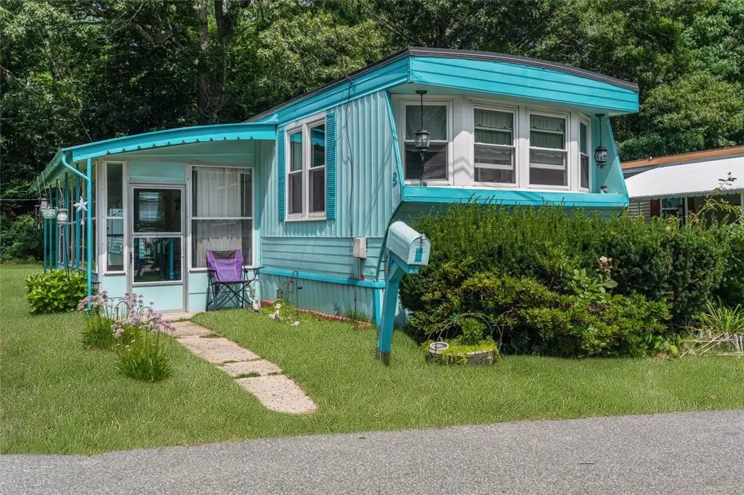 979 Tollgate Road, Warwick, RI 02886 - #1