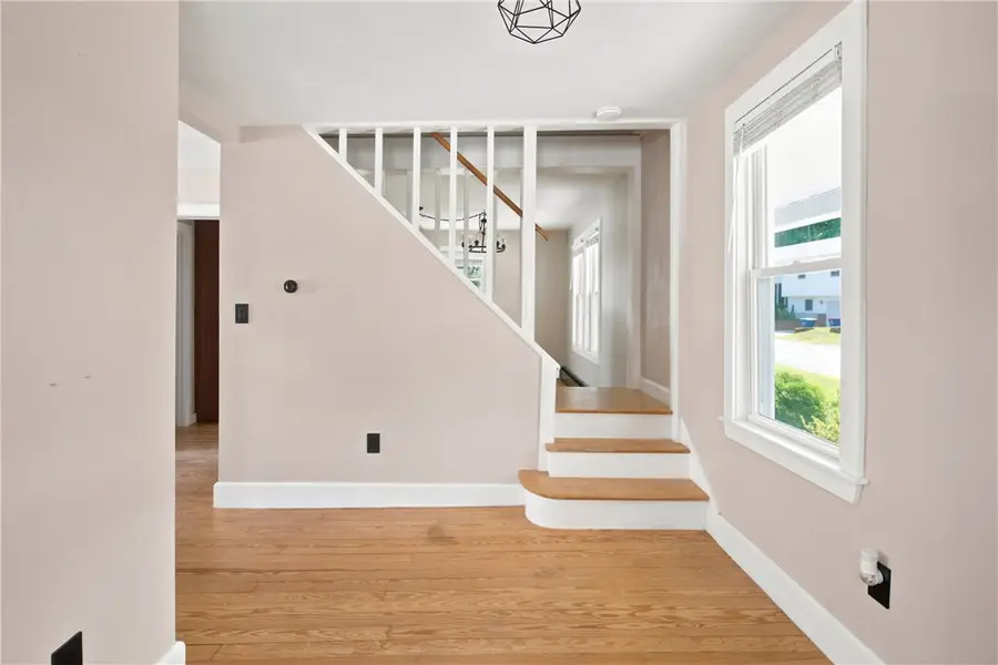 204 Lowell Street, New Bedford, MA 02745 - #3