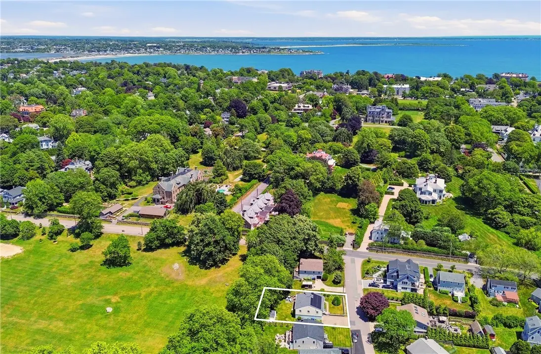 10 Kerins Terrace, Newport, RI 02840 - #1