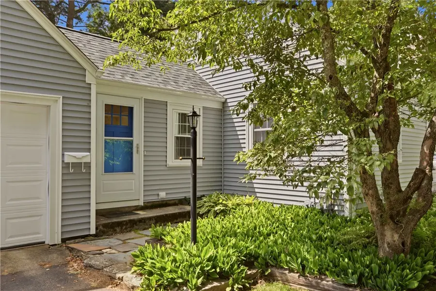 26 Roberta Drive, Barrington, RI 02806 - #3