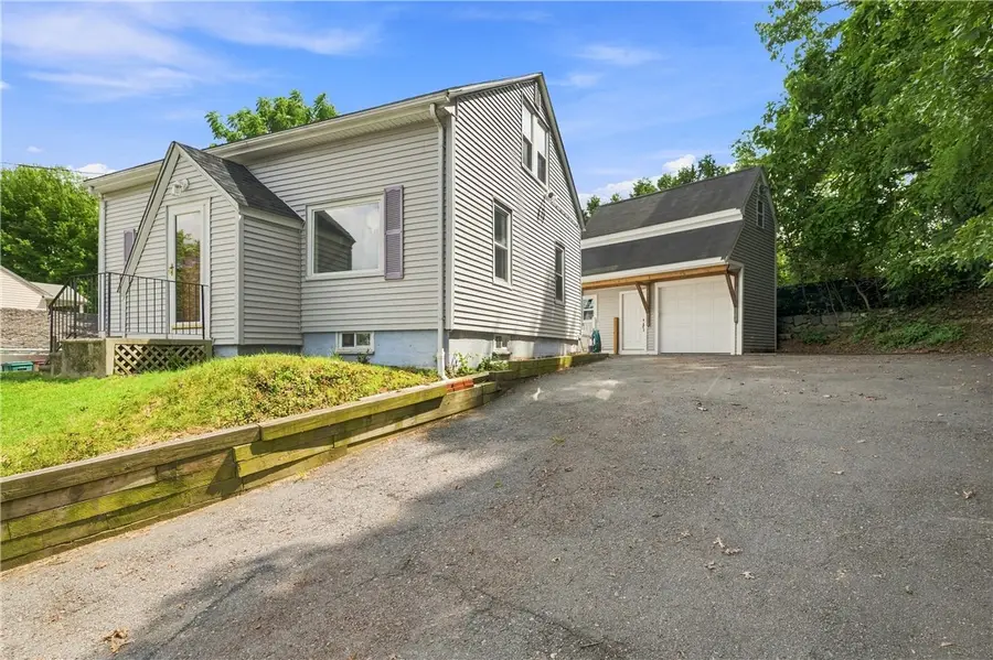 31 Coolidge Avenue, Woonsocket, RI 02895 - #2