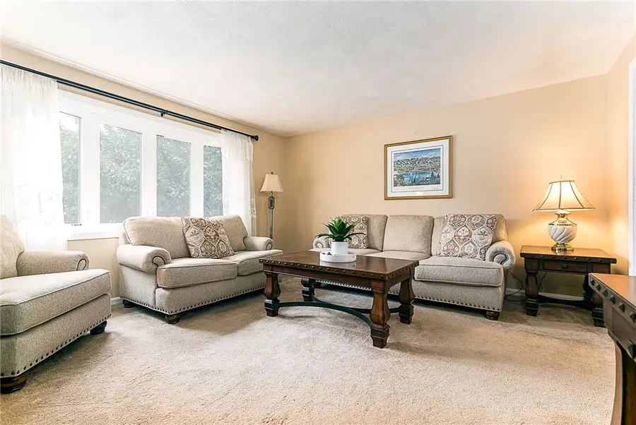 43 Crescendo Drive, Warwick, RI 02889 - #3