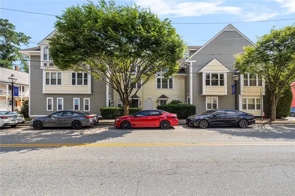 47 King Street #3, East Greenwich, RI 02818