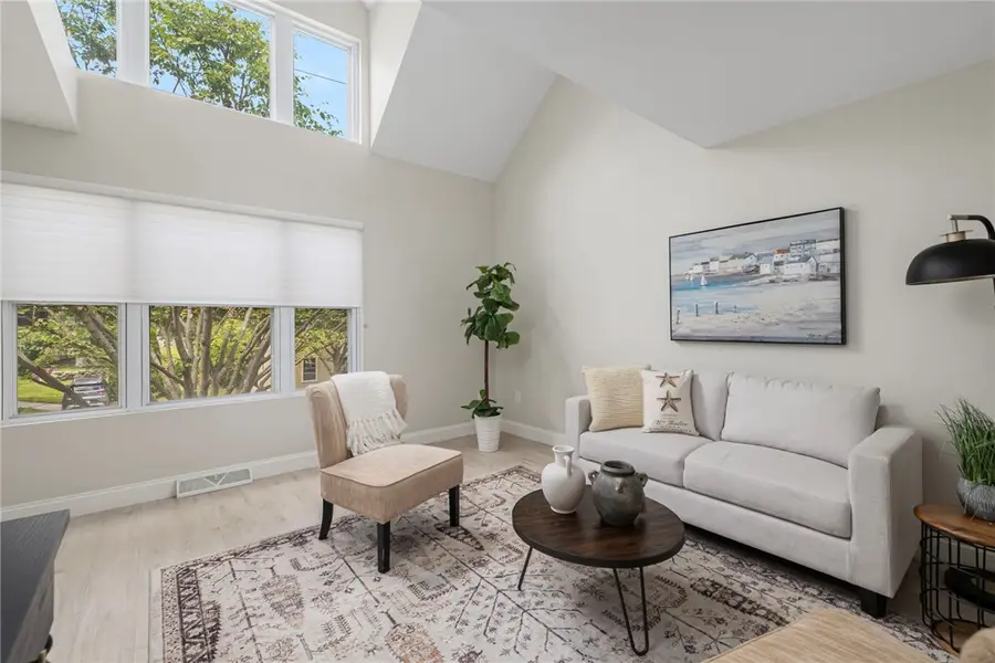 47 King Street #3, East Greenwich, RI 02818 - #2