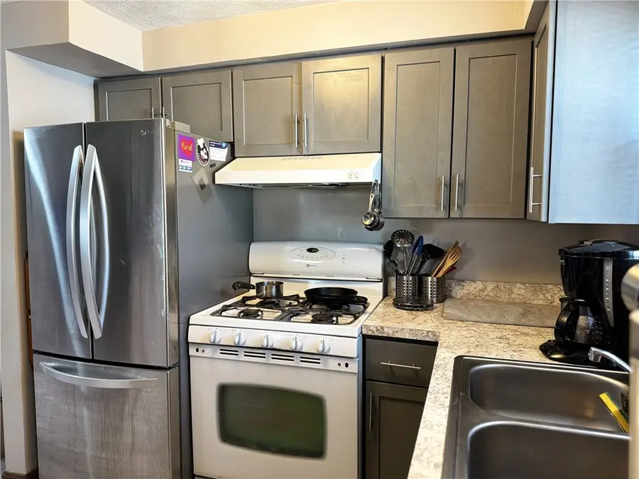 89 Manomet Street, Providence, RI 02908 - #3
