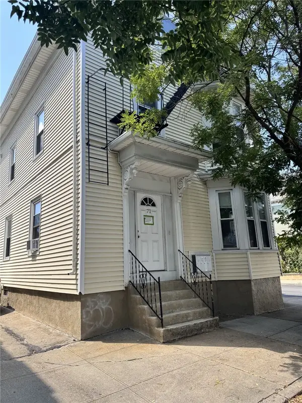71 Sutton Street, Providence, RI 02903