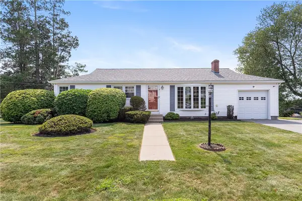 4 Eisenhower Street, Cumberland, RI 02864