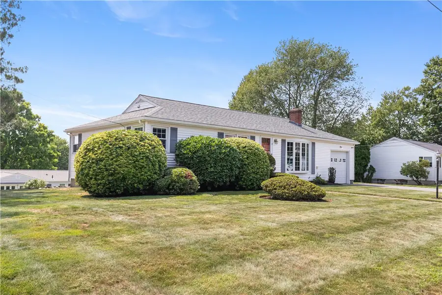 4 Eisenhower Street, Cumberland, RI 02864 - #2