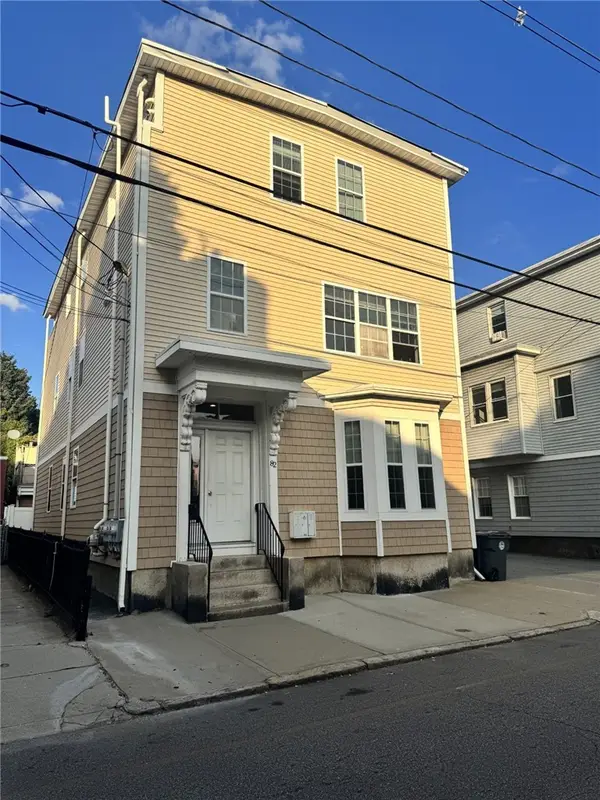 82 Sutton Street, Providence, RI 02903