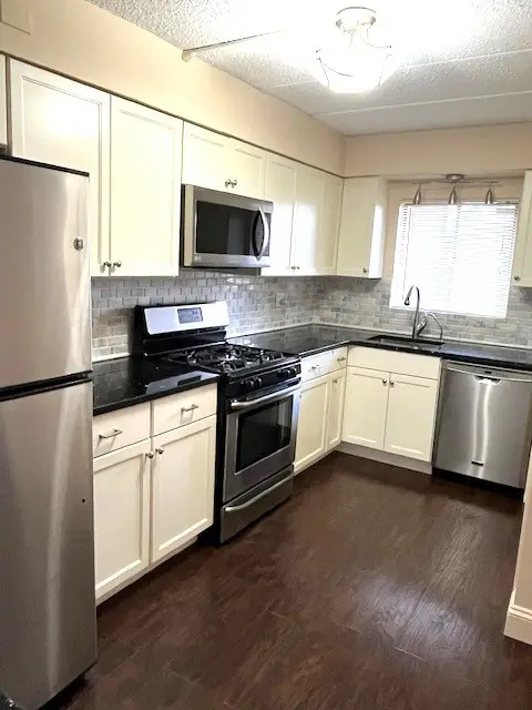 175 Hoffman Avenue #410, Cranston, RI 02920 - #3