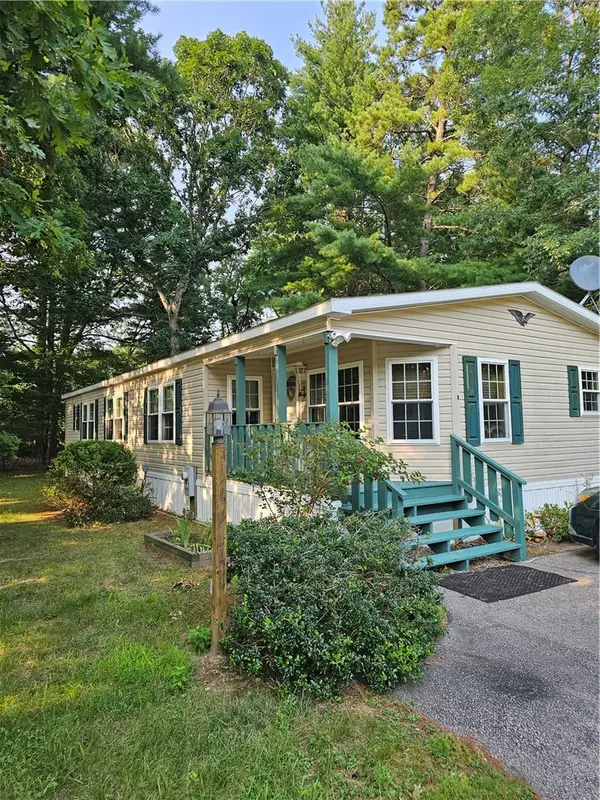 4 Darius Lane, Coventry, RI 02816
