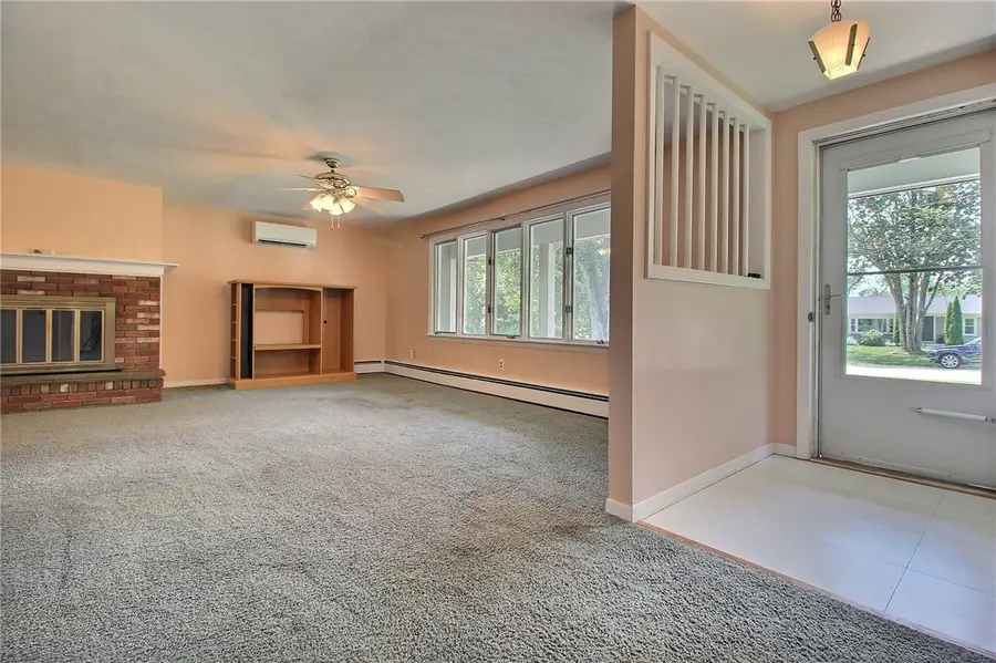 17 Lynn Lane, Ashaway, RI 02804 - #3