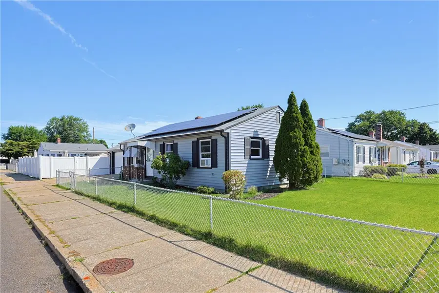 26 Rocco Street, Pawtucket, RI 02860 - #2