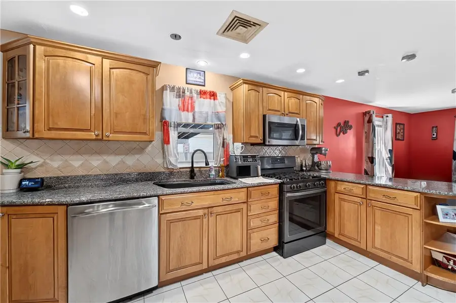 53 Peckham Street, Pawtucket, RI 02861 - #2