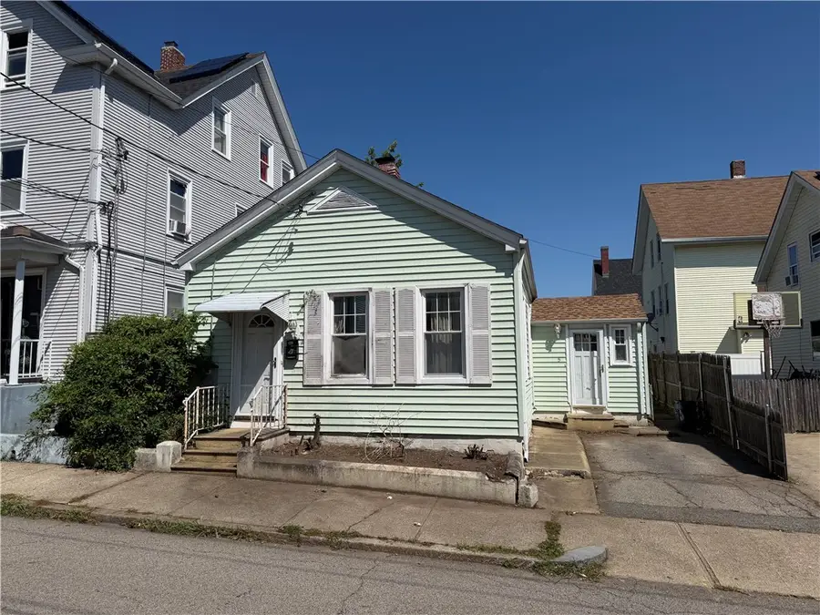 5 Brown Street, Pawtucket, RI 02860 - #2