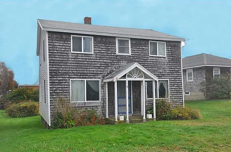 14 Stanton Avenue, Narragansett, RI 02882 - #1
