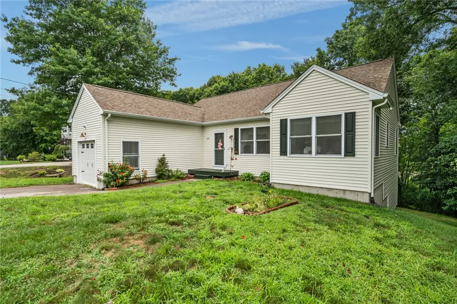 30 Fieldstone Way, Westerly, RI 02891 - #2