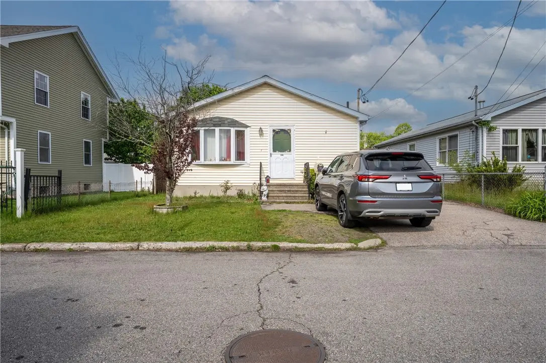 102 Kenmore Street, Pawtucket, RI 02861 - #1