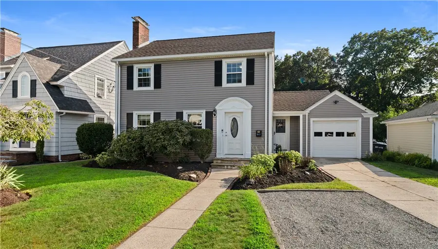 449 Pawtucket Avenue, Rumford, RI 02916 - #2
