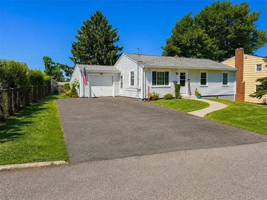 5 Lawrence Drive, East Providence, RI 02914 - #2