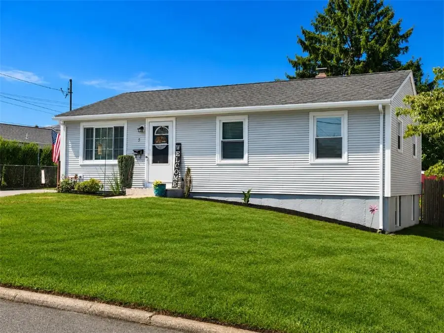5 Lawrence Drive, East Providence, RI 02914 - #3