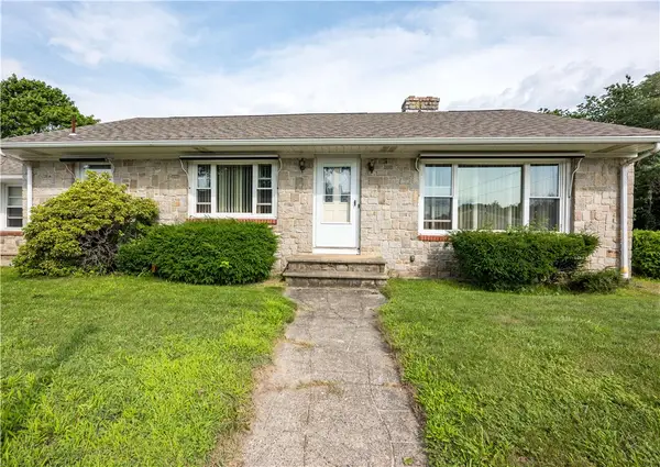 200 Budlong Road, Cranston, RI 02920
