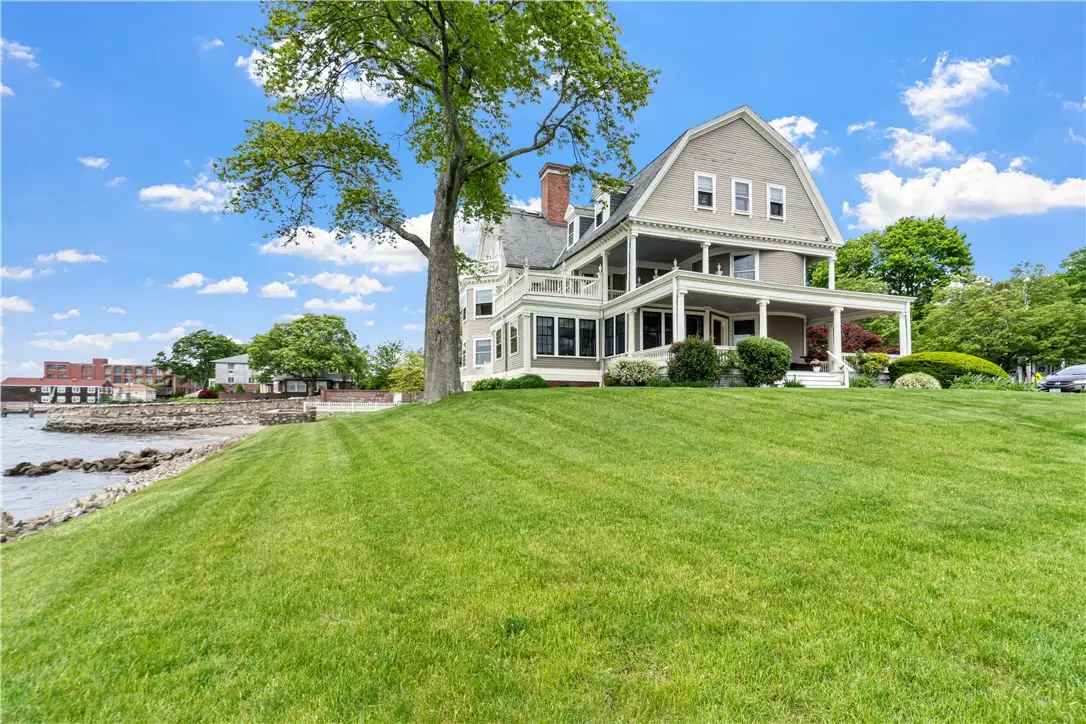 217 Hope Street #3, Bristol, RI 02809 - #1
