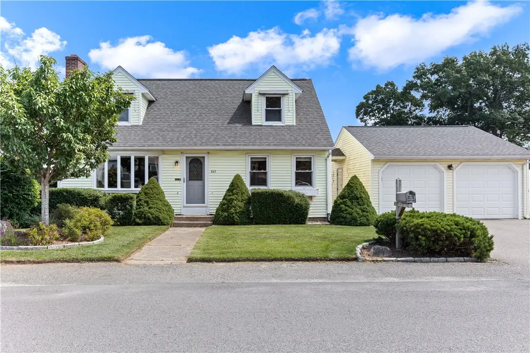 327 England Street, Cumberland, RI 02864 - #1