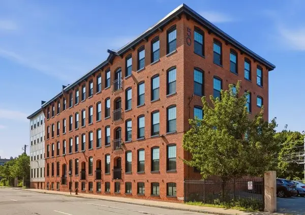 50 Ashburton Street #12, Providence, RI 02904