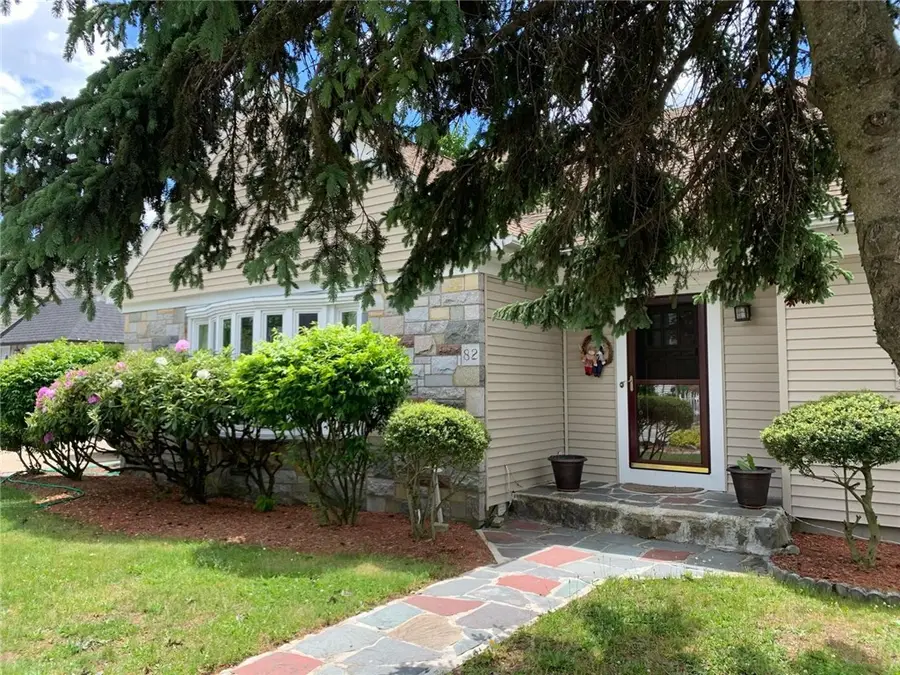 82 Killingly Street, Providence, RI 02909 - #3