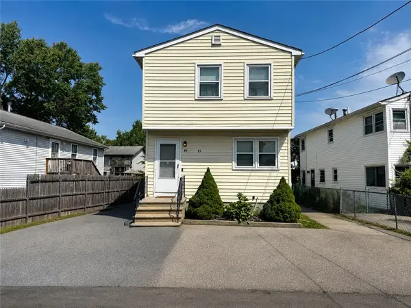 89 Manomet Street, Providence, RI 02909