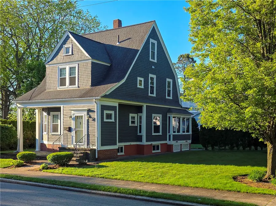 225 Hunts Avenue, Pawtucket, RI 02861 - #2