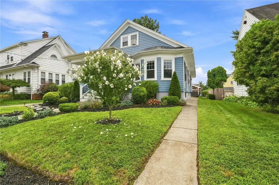 55 Friendly Road, Cranston, RI 02910 - #3