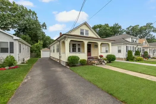 76 Myrtle Avenue, Cranston, RI 02910 - #3