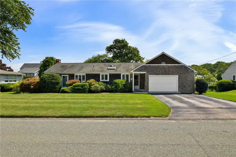22 Noble Street, Narragansett, RI 02882 - #3