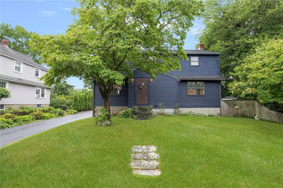 11 Coombs Street, Rumford, RI 02916 - #2